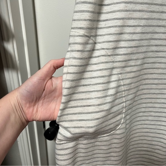 32 Degrees Cool Tank Dress Gray White Stripe Pullover Sleeveless Pockets Stretch - Picture 3 of 6
